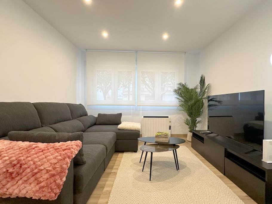 Apartamento Reformado En Santona Luaran gambar