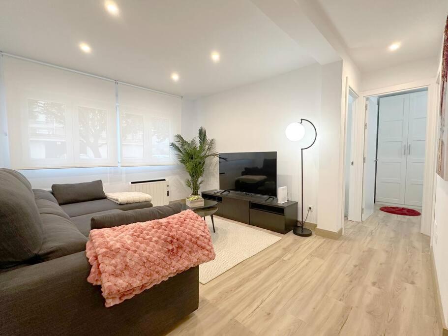 Apartamento Reformado En Santona Luaran gambar