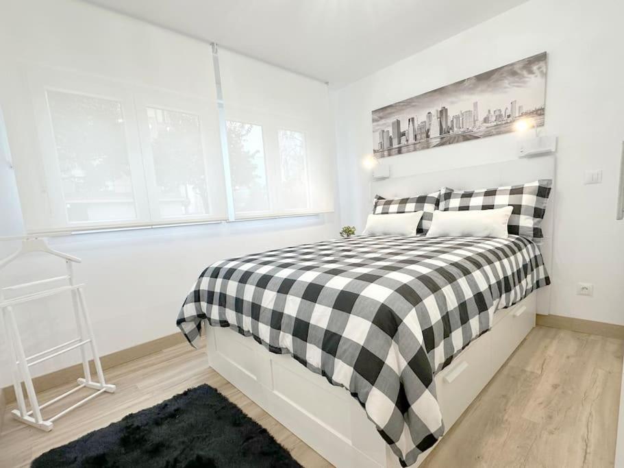 Apartamento Reformado En Santona Luaran gambar