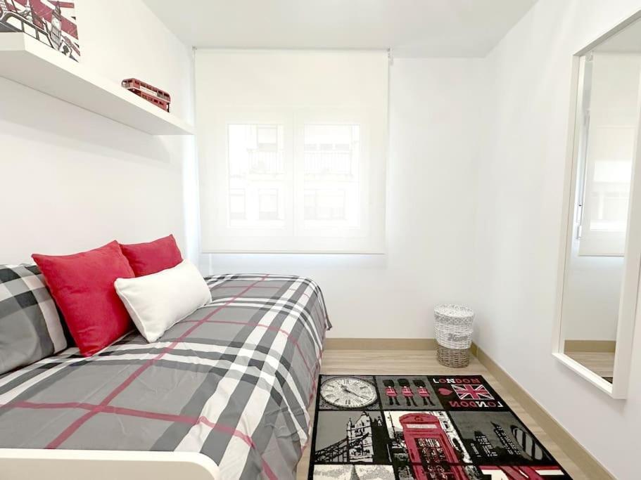 Apartamento Reformado En Santona Luaran gambar